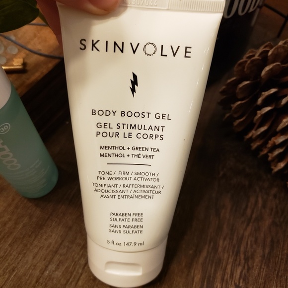 SOLD 🎉 Skincare Bundle Brand New - Picture 3 of 5